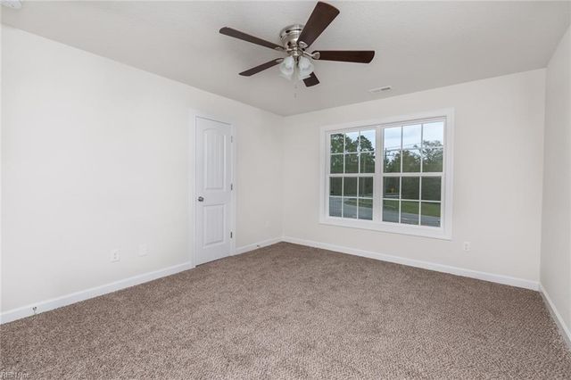 125 Taylors LN, Camden, NC 27921