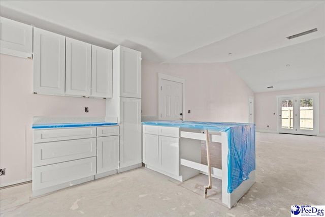 1717 Tuxedo Junction, Effingham, SC 29541