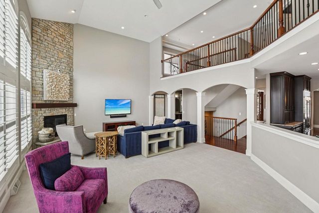 805 Blue Aster Trail, Middleton, WI 53562