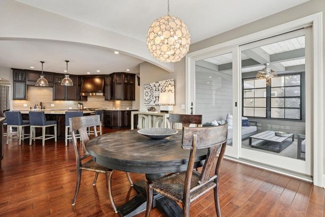 805 Blue Aster Trail, Middleton, WI 53562