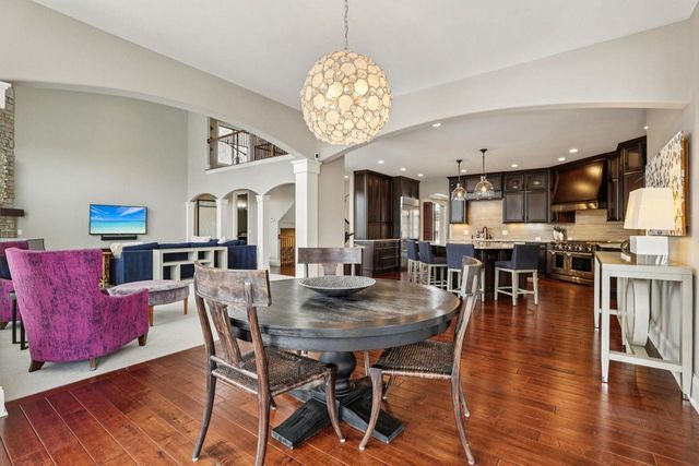 805 Blue Aster Trail, Middleton, WI 53562