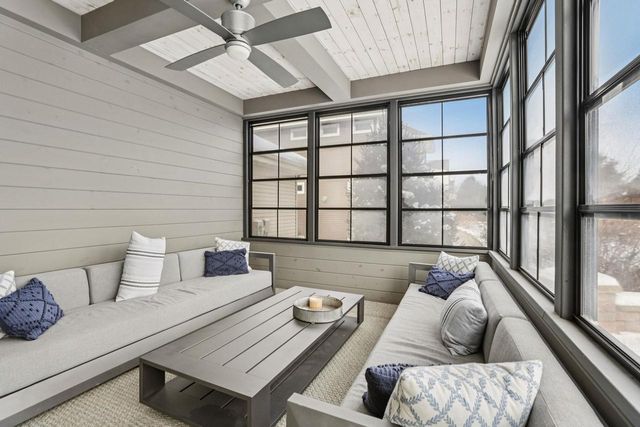 805 Blue Aster Trail, Middleton, WI 53562