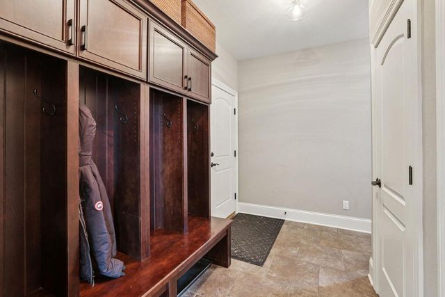 805 Blue Aster Trail, Middleton, WI 53562