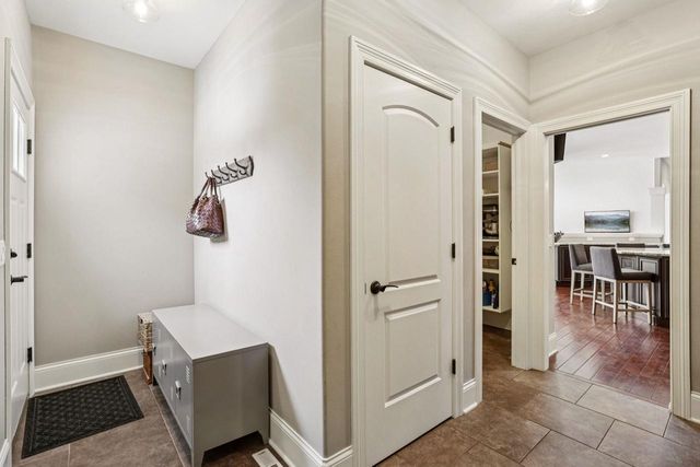 805 Blue Aster Trail, Middleton, WI 53562