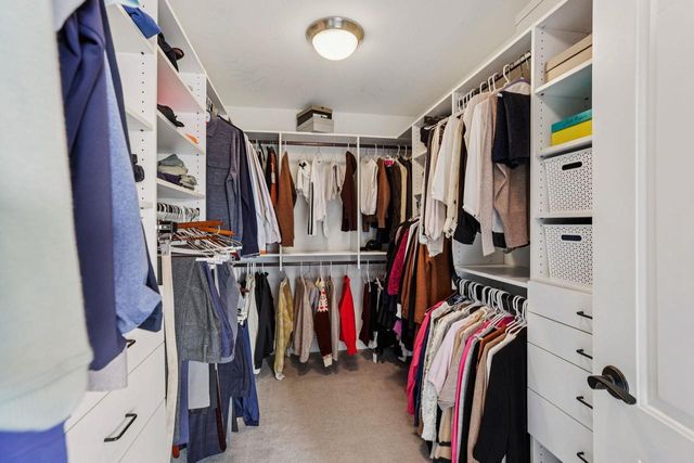 805 Blue Aster Trail, Middleton, WI 53562