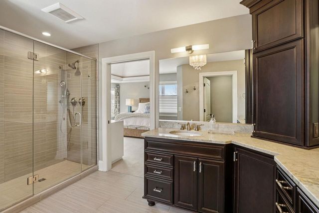 805 Blue Aster Trail, Middleton, WI 53562