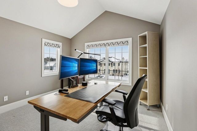 805 Blue Aster Trail, Middleton, WI 53562