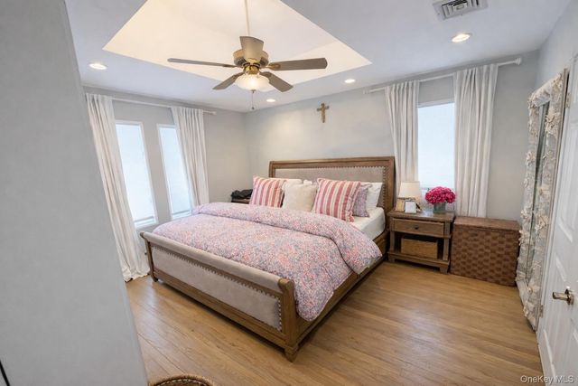 3938 Arthur Avenue N, Seaford, NY 11783