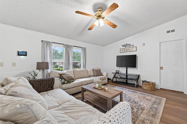 16480 Brittany Way, Conroe, TX 77306