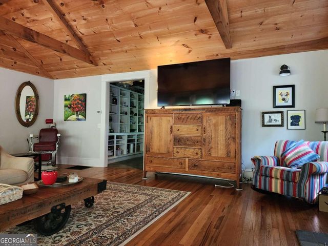 654 Low Gap Road, Lakemont, GA 30552