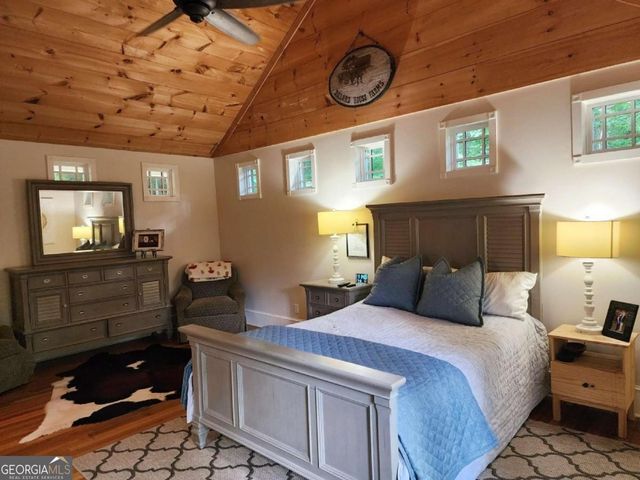654 Low Gap Road, Lakemont, GA 30552