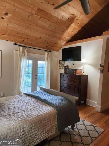 654 Low Gap Road, Lakemont, GA 30552