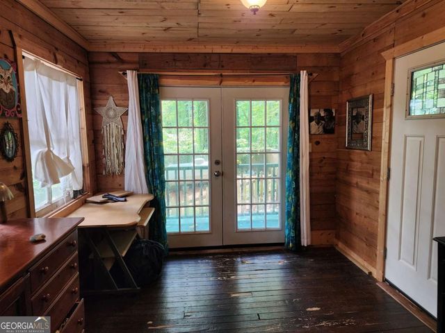 654 Low Gap Road, Lakemont, GA 30552