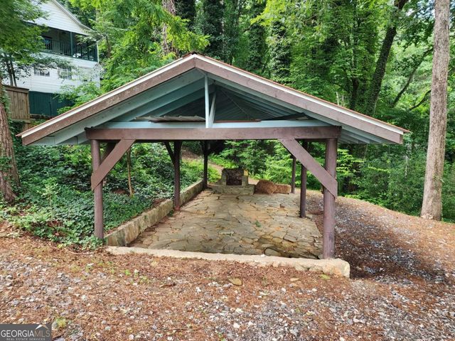 654 Low Gap Road, Lakemont, GA 30552
