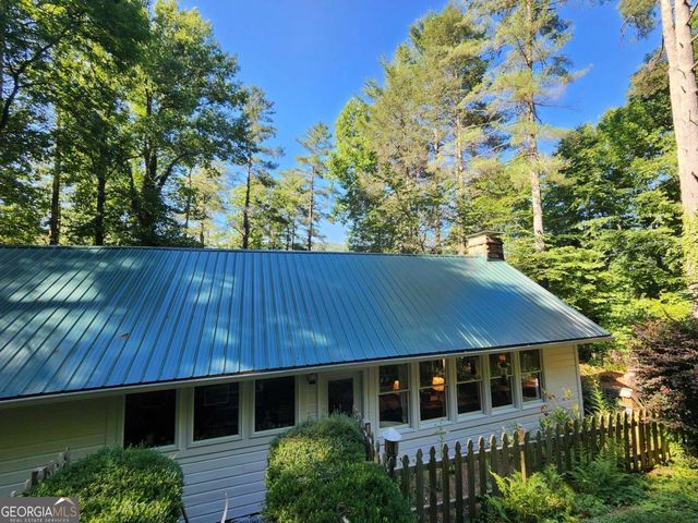 654 Low Gap Road, Lakemont, GA 30552