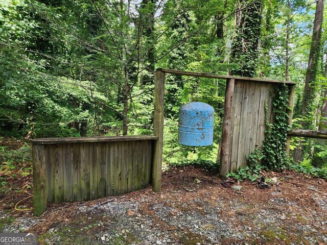 654 Low Gap Road, Lakemont, GA 30552