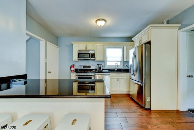278 Centre St, Nutley Twp., NJ 07110