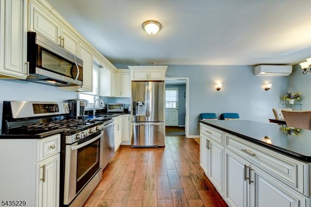 278 Centre St, Nutley Twp., NJ 07110