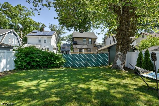 278 Centre St, Nutley Twp., NJ 07110
