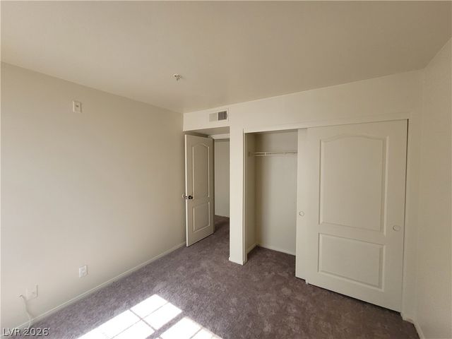 2121 Blue Breeze Drive 102, Las Vegas, NV 89128