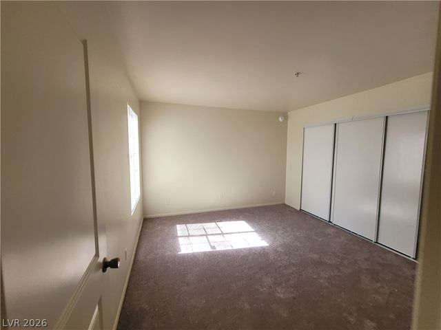 2121 Blue Breeze Drive 102, Las Vegas, NV 89128