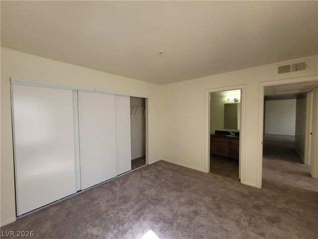2121 Blue Breeze Drive 102, Las Vegas, NV 89128