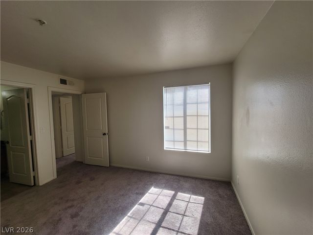 2121 Blue Breeze Drive 102, Las Vegas, NV 89128