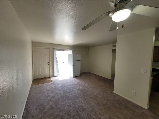 2121 Blue Breeze Drive 102, Las Vegas, NV 89128