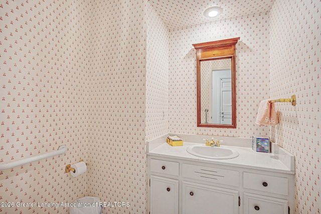 935 Walbridge Drive, East Lansing, MI 48823