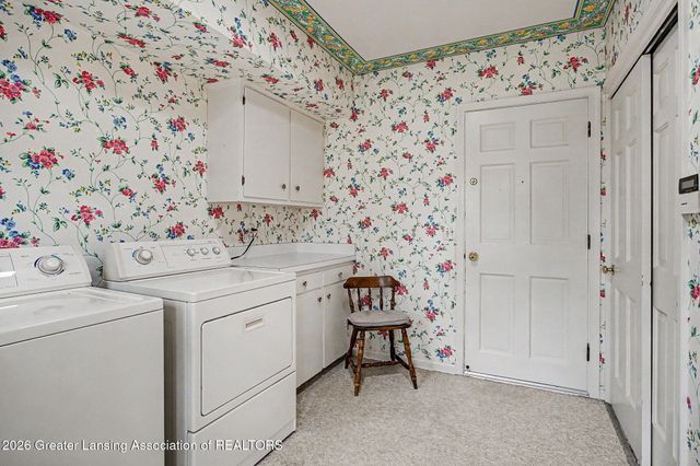 935 Walbridge Drive, East Lansing, MI 48823