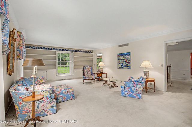 935 Walbridge Drive, East Lansing, MI 48823