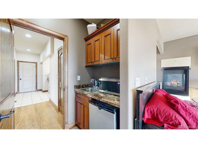 4883 Jamesport Dr, Colorado Springs, CO 80918