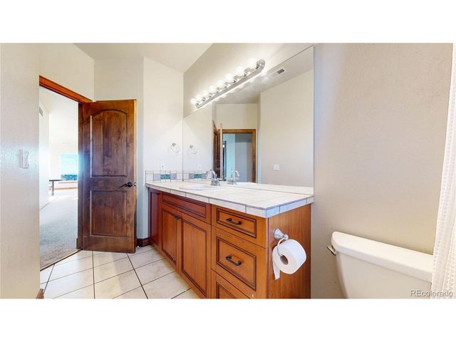 4883 Jamesport Dr, Colorado Springs, CO 80918