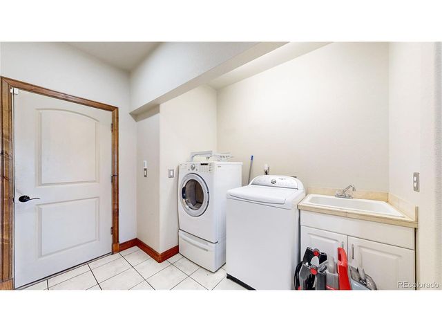 4883 Jamesport Dr, Colorado Springs, CO 80918