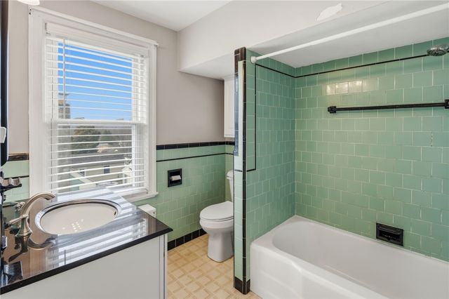 230 New London Avenue, West Warwick, RI 02893