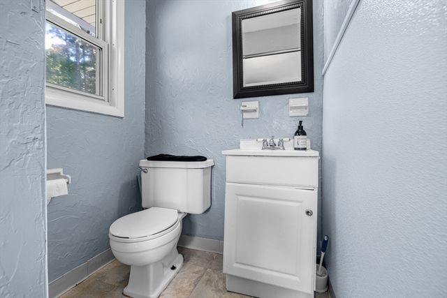 157 Nicholas Rd, Raynham, MA 02767