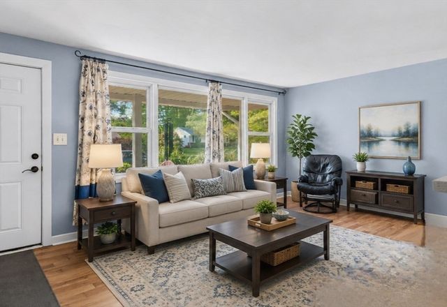 157 Nicholas Rd, Raynham, MA 02767