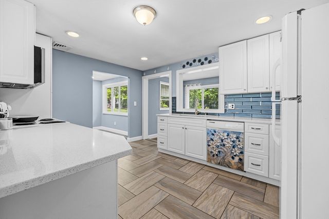 157 Nicholas Rd, Raynham, MA 02767