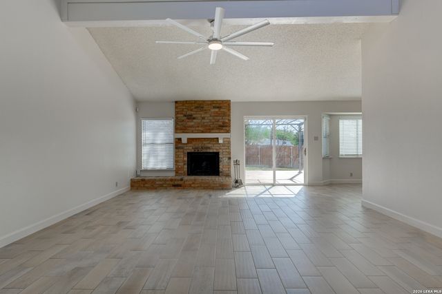 6638 Country Field, San Antonio, TX 78240