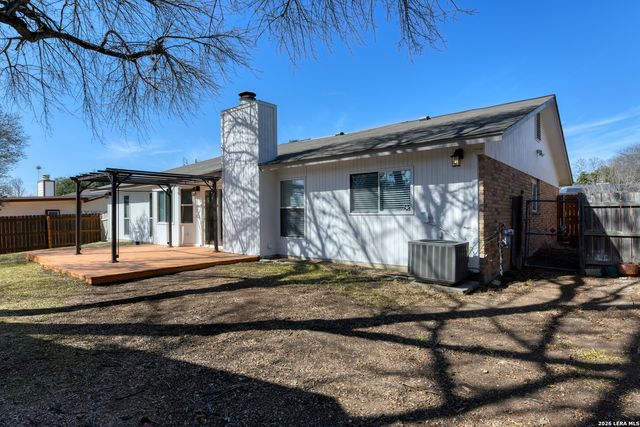 6638 Country Field, San Antonio, TX 78240