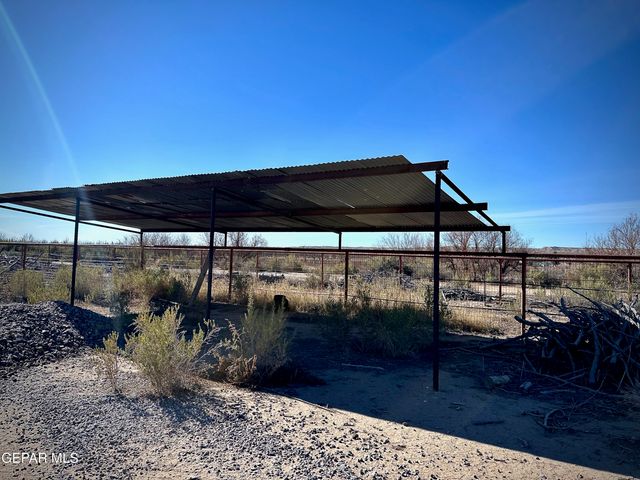 1095 Little Road, Anthony, NM 88021