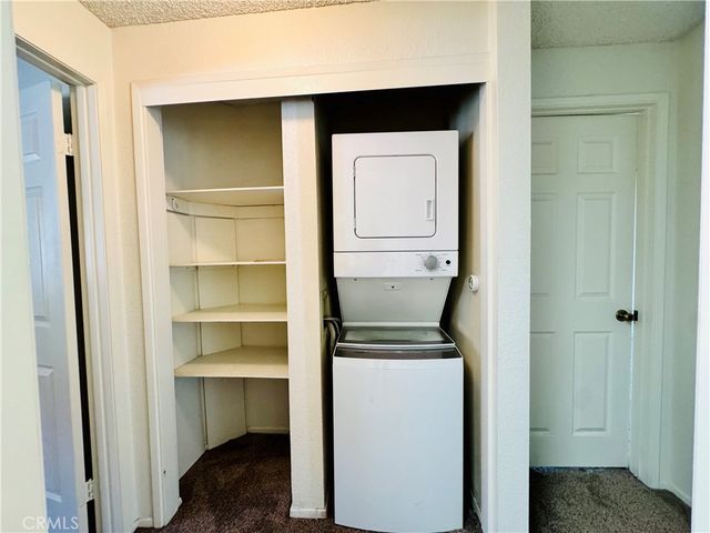 19107 Palo Verde Drive, Apple Valley, CA 92308