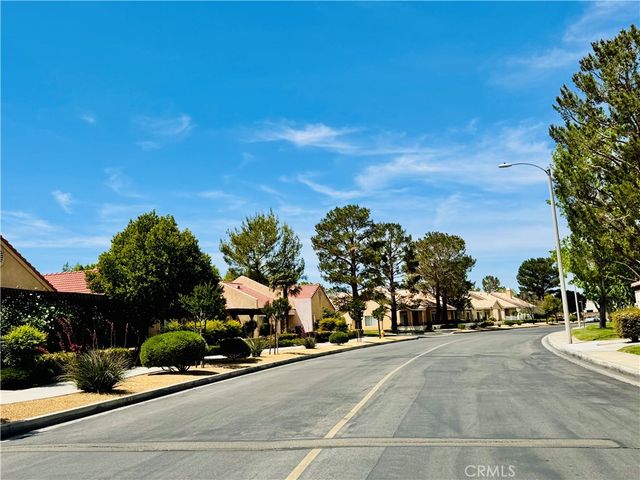 19107 Palo Verde Drive, Apple Valley, CA 92308