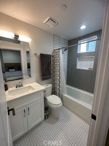 12254 Circula Panorama, Santa Ana, CA 92705