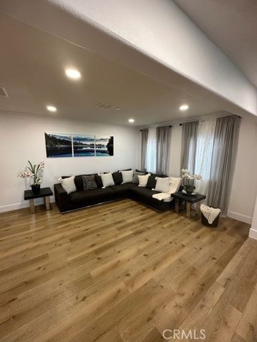 12254 Circula Panorama, Santa Ana, CA 92705