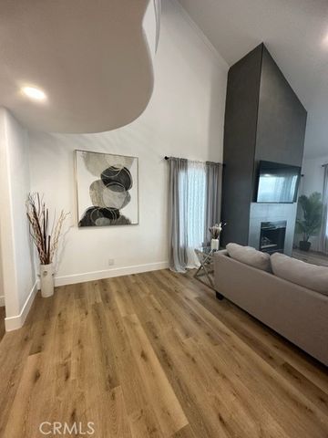 12254 Circula Panorama, Santa Ana, CA 92705