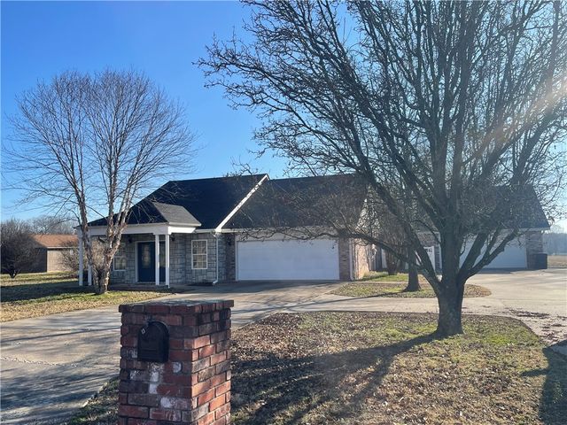 13 Hickory Lane, Clarksville, AR 72830