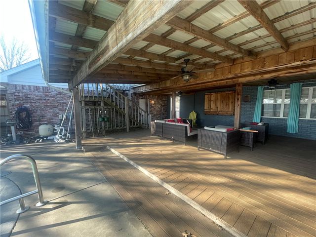 13 Hickory Lane, Clarksville, AR 72830