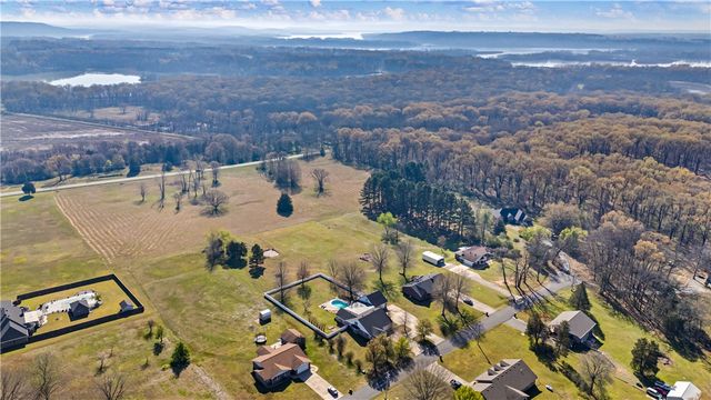 13 Hickory Lane, Clarksville, AR 72830