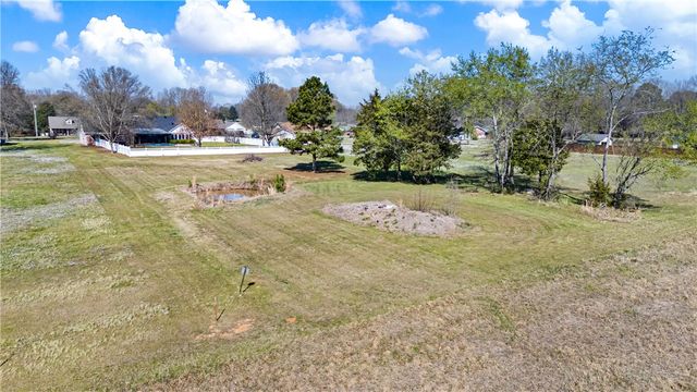 13 Hickory Lane, Clarksville, AR 72830